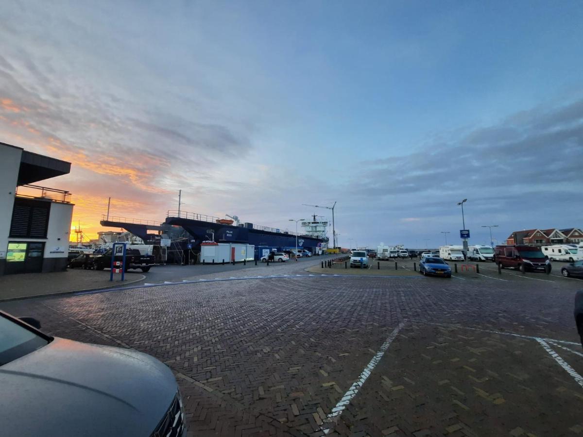 Bij De Haven Op Urk Apartment Exterior photo